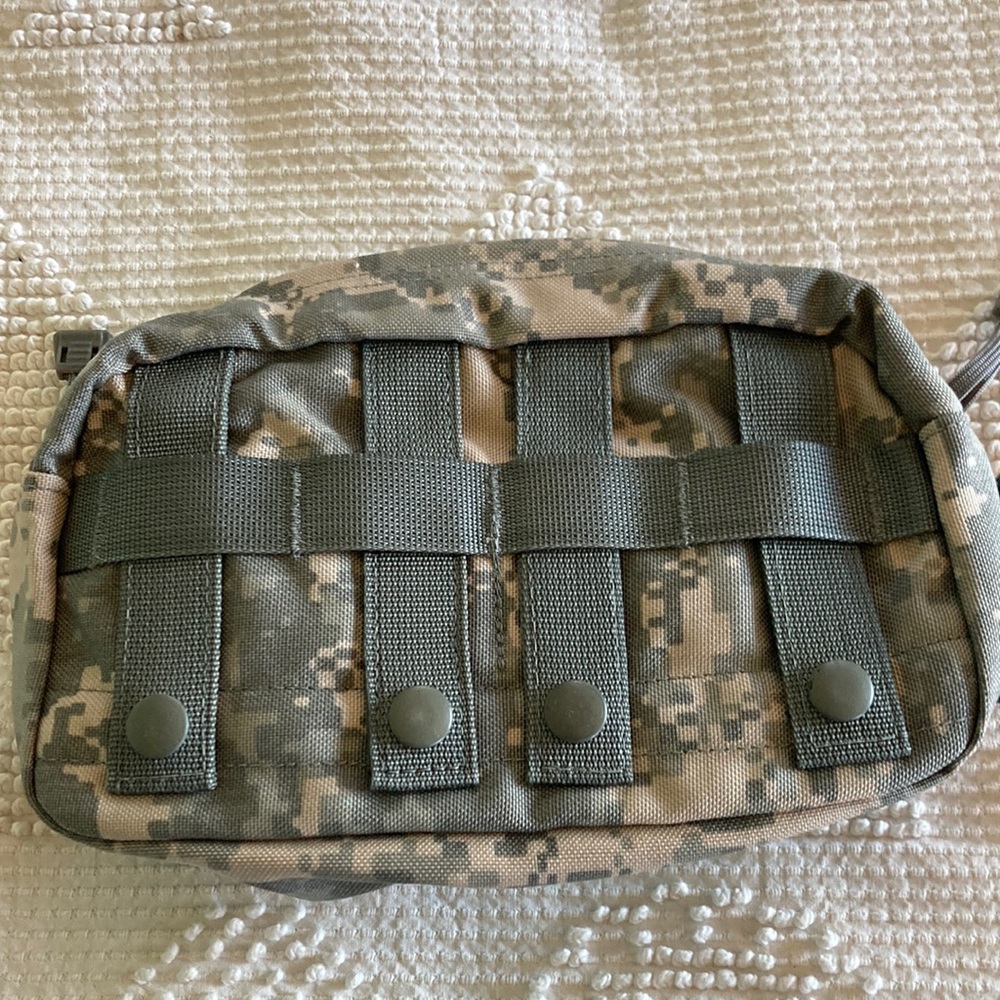 Military triple magazine pouch, digital camouflage